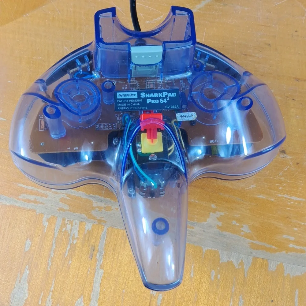 Vintage 1996 Nintendo 64 Black shell console Shark Pad Pro 64 controller tested